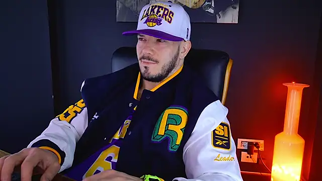 Snapshot of AngeloEric chatting on 02-07-25, 08:01 AngeloEric online show from 02-07-25, 08:01