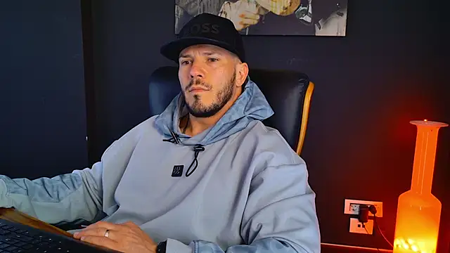 Snapshot of AngeloEric chatting on 03-19-25, 12:12 AngeloEric online show from 03-19-25, 12:12