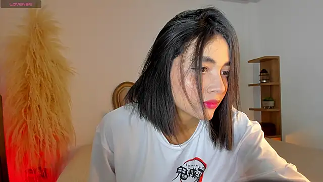 lilithTeen1  online show from 10-04-25, 05:49