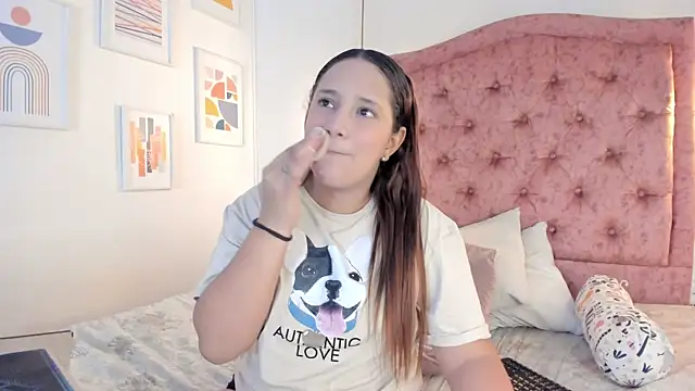 aprill21  online show from 03-05-25, 02:01