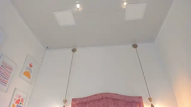 aprill21  online show from 03-12-25, 02:45