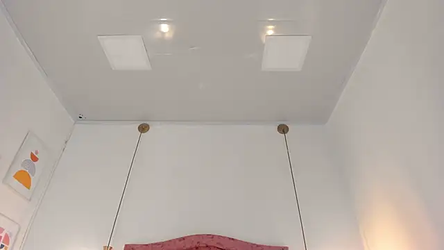 aprill21  online show from 03-12-25, 06:11