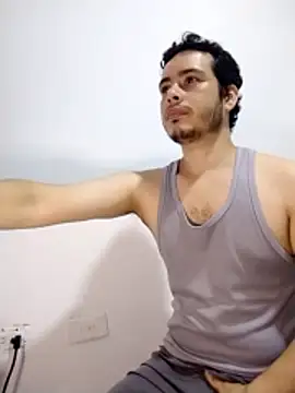 Gasparin32 online show from 04-18-26, 01:42