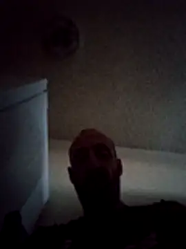 Snapshot of armdy371 chatting on 03-21-26, 01:10 armdy371 online show from 03-21-26, 01:10