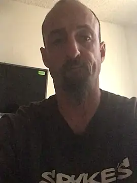 Snapshot of armdy371 chatting on 03-26-26, 12:17 armdy371 online show from 03-26-26, 12:17