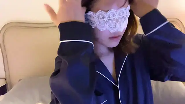 Coco peach online show from 01-30-25, 01:10