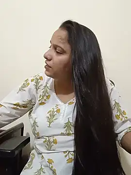 Snapshot of Simran-Kaur143 chatting on 07-12-26, 10:39 Simran-Kaur143 online show from 07-12-26, 10:39