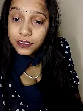 Snapshot of Simran-Kaur143 chatting on 07-16-26, 06:25 Simran-Kaur143 online show from 07-16-26, 06:25