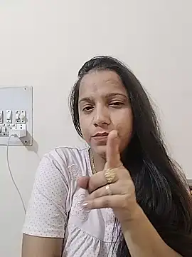 Snapshot of Simran-Kaur143 chatting on 07-20-26, 07:38 Simran-Kaur143 online show from 07-20-26, 07:38