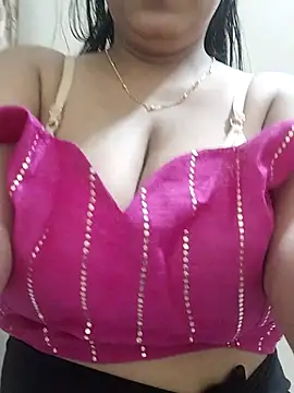 Snapshot of Simran-Kaur143 chatting on 07-23-26, 07:12 Simran-Kaur143 online show from 07-23-26, 07:12
