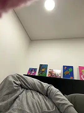 loren3124 online show from 12-12-24, 07:19