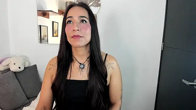 Snapshot of electra_hunt chatting on 06-16-26, 12:13 electra hunt online show from 06-16-26, 12:13