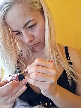 allinqueen online show from 04-16-26, 10:27