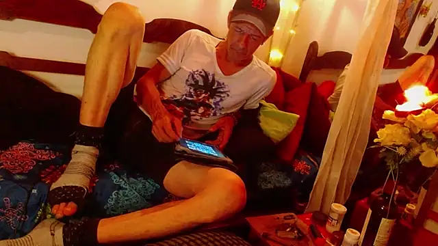 laye19 online show from 02-12-26, 07:03