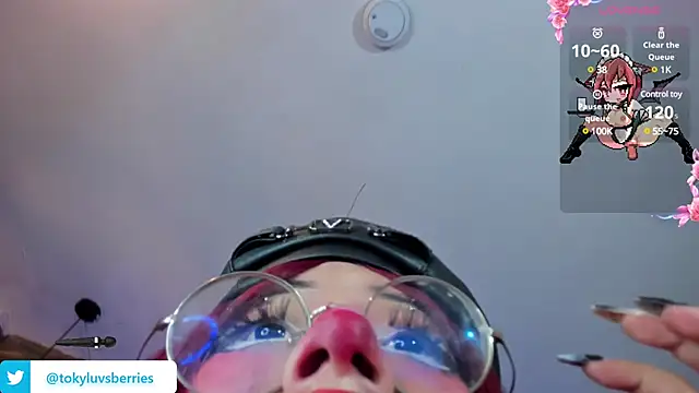 toky doll online show from 12-10-24, 11:08