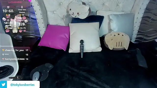 toky doll online show from 01-14-25, 10:23