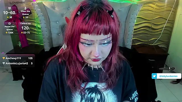 toky doll online show from 02-11-25, 11:12