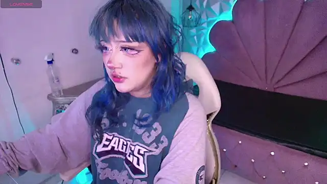 toky doll online show from 10-10-25, 12:09