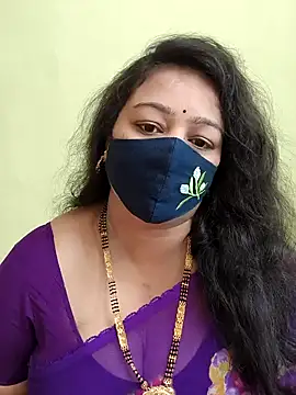 neelu-hoty online show from 04-18-26, 08:51