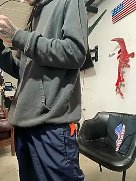 Snapshot of 27powercm chatting on 02-15-26, 10:50 27powercm online show from 02-15-26, 10:50