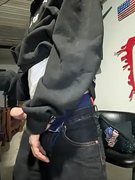 Snapshot of 27powercm chatting on 02-21-26, 04:02 27powercm online show from 02-21-26, 04:02