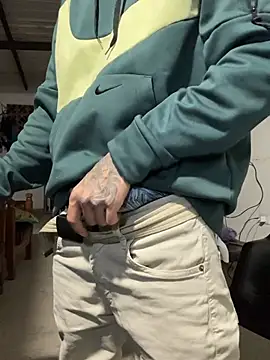 Snapshot of 27powercm chatting on 03-06-26, 01:02 27powercm online show from 03-06-26, 01:02