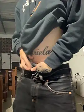 Snapshot of 27powercm chatting on 03-11-26, 06:19 27powercm online show from 03-11-26, 06:19