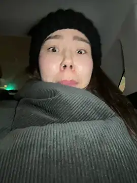 Asian Asami online show from 12-22-24, 02:27