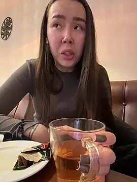 Asian Asami online show from 01-03-25, 03:33