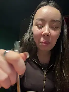 Asian Asami online show from 01-28-25, 06:17