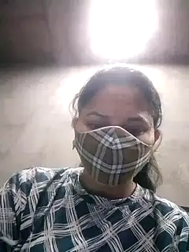 VyingAviary online show from 03-20-25, 06:09