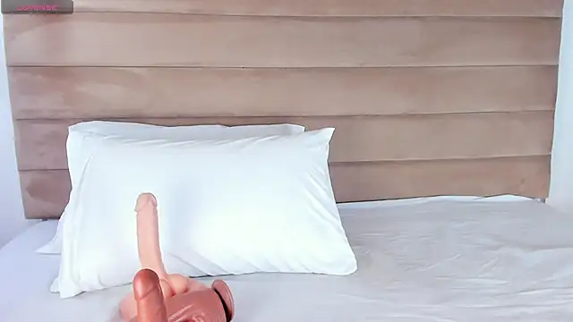 IsabellaJonns online show from 02-11-25, 04:22