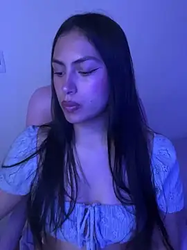 Snapshot of _Danaa chatting on 03-14-25, 07:01  Danaa online show from 03-14-25, 07:01