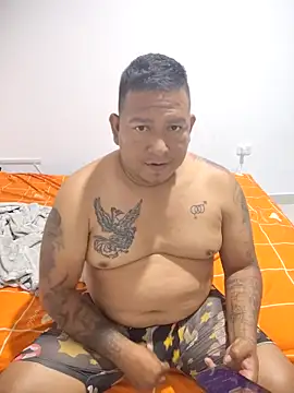 siatodo02 online show from 12-08-24, 07:32