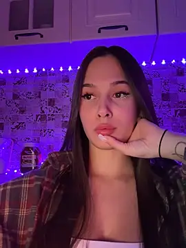 EricaWalls online show from 01-23-25, 06:14