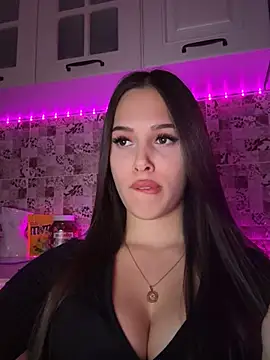 EricaWalls online show from 03-21-25, 05:12