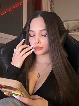 EricaWalls online show from 02-07-26, 10:24