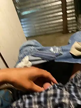 Snapshot of littybrowela12 chatting on 11-18-25, 08:52 littybrowela12 online show from 11-18-25, 08:52