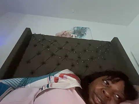 Snapshot of XXXLollipopsJuicy chatting on 04-30-26, 10:25 XXXLollipopsJuicy online show from 04-30-26, 10:25