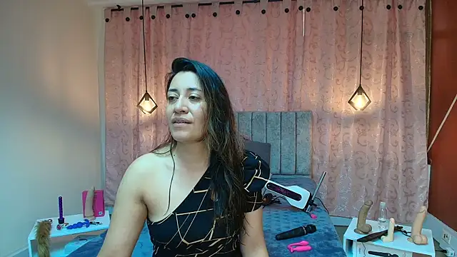 VioletaScott  online show from 11-26-25, 01:45