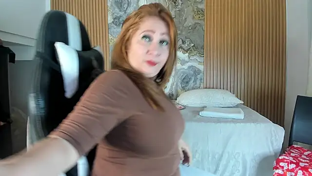 Danna topless online show from 11-19-25, 12:05