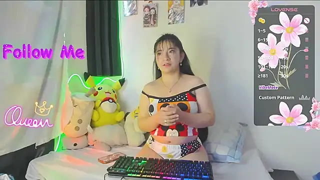 litle mily  online show from 06-12-26, 10:08