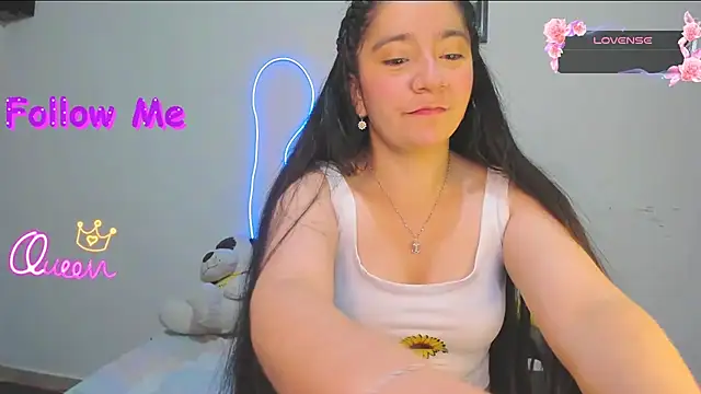 litle mily  online show from 07-18-26, 10:02