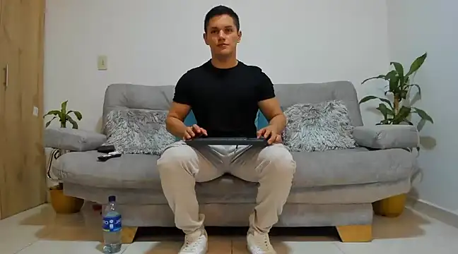 julian wallace online show from 12-10-24, 08:38