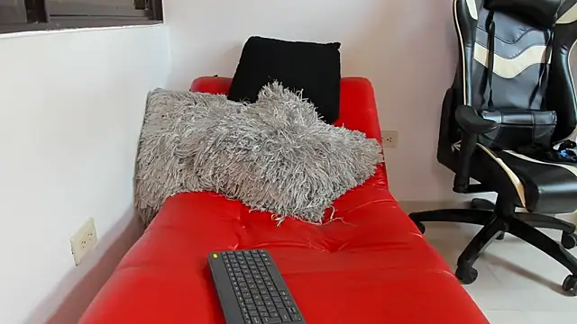 julian wallace online show from 04-09-26, 06:24