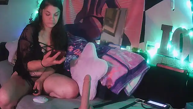 deziraestarz6969 online show from 07-06-26, 03:14