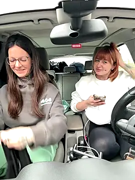 BrownieyQueen online show from 11-28-25, 08:50