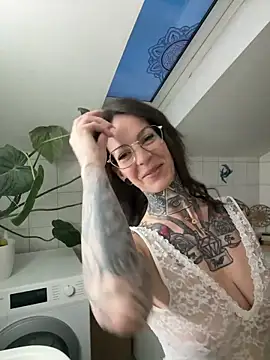 BrownieyQueen online show from 03-02-26, 05:30