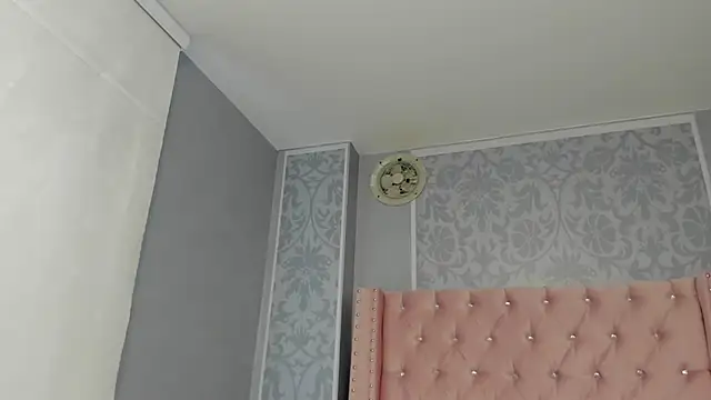 MaddyCute4u online show from 03-14-25, 03:03