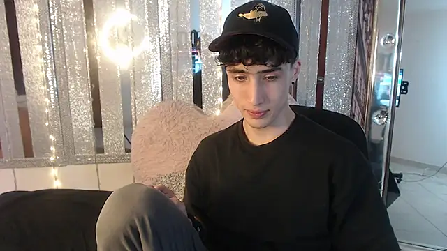 gojo satoru 18 online show from 02-18-25, 05:53